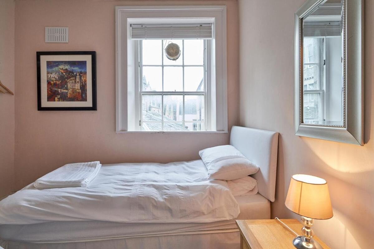 3 Bedroom - Historic Old Town * Edinburgh